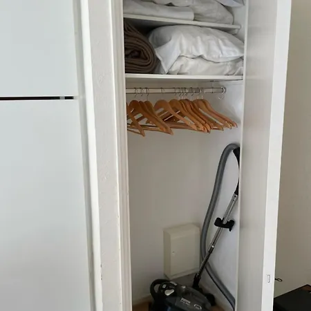 Standing Croisette *